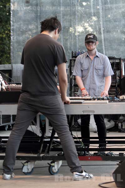 FUCK BUTTONS - 2010-06-06 - PARIS - Parc de la Villette - 